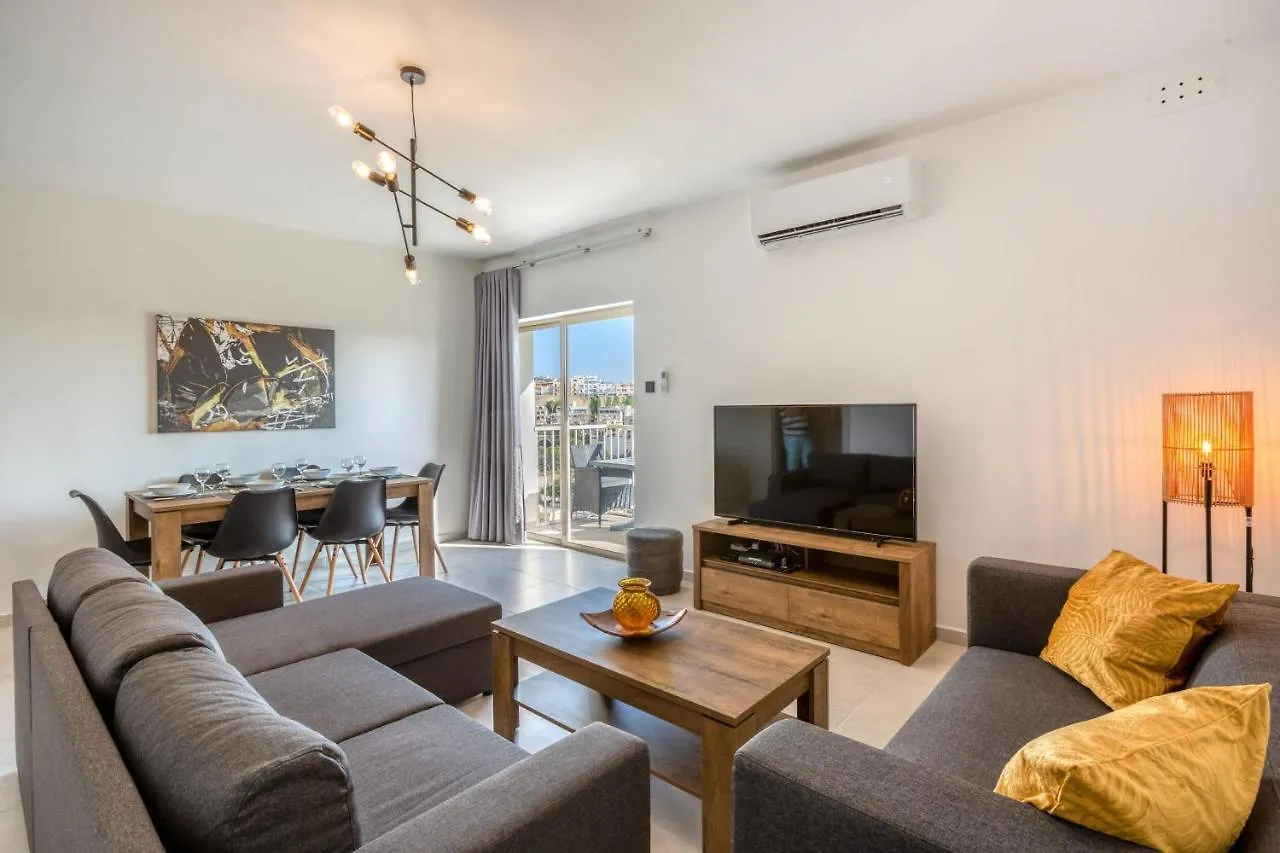 Pool Apartment-Hosted By Sweetstay Is-Swieqi Apartment