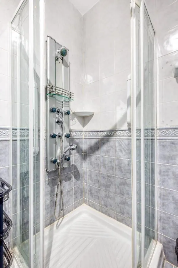 Pool Apartment-Hosted By Sweetstay Is-Swieqi アパート