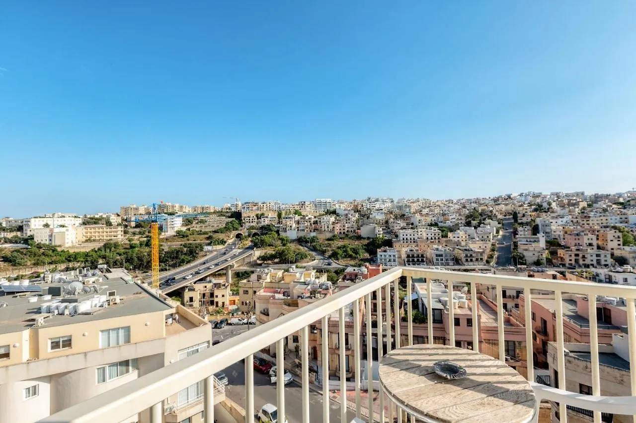Pool Apartment-Hosted By Sweetstay Is-Swieqi