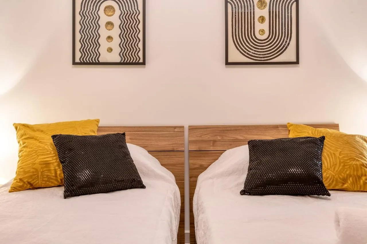 Pool Apartment-Hosted By Sweetstay Is-Swieqi
