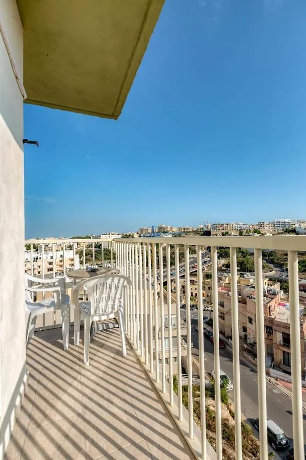 Pool Apartment-Hosted By Sweetstay Is-Swieqi Malta