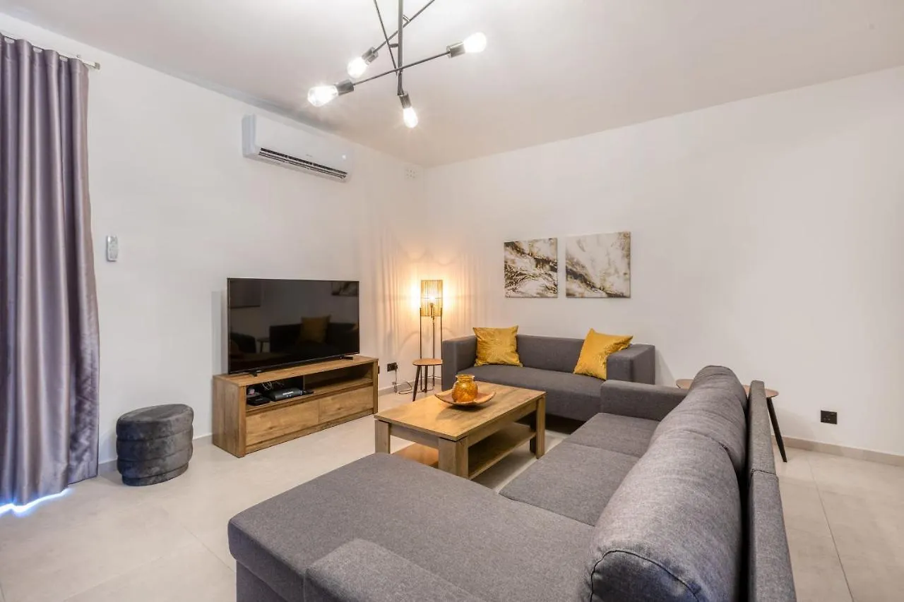 Pool Apartment-Hosted By Sweetstay Is-Swieqi
