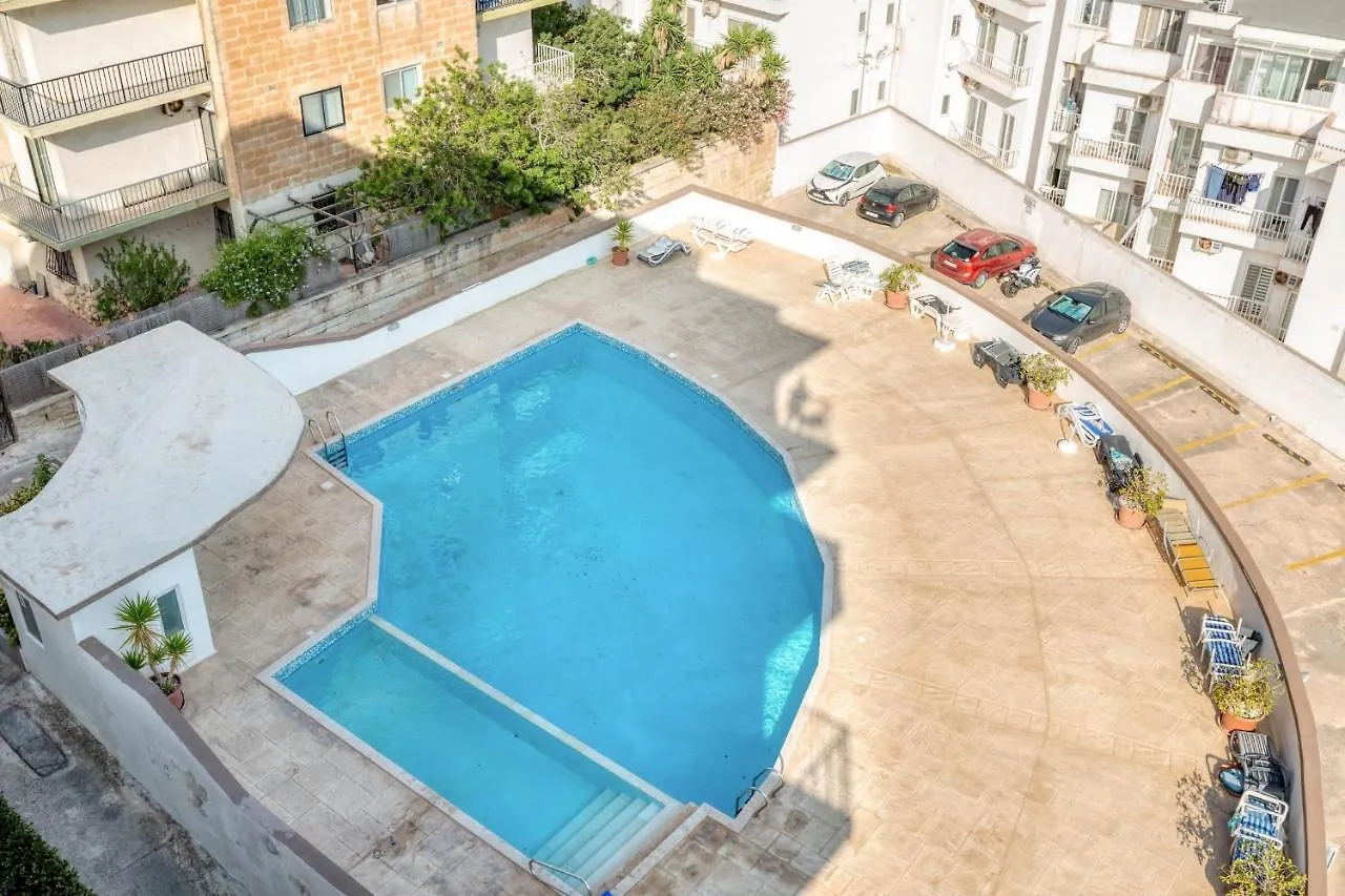 Pool Apartment-Hosted By Sweetstay Is-Swieqi Malta