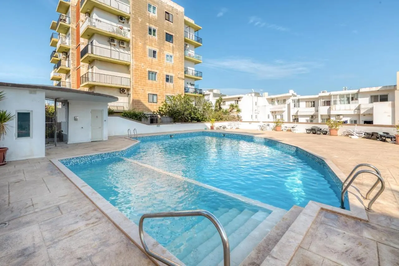Pool Apartment-Hosted By Sweetstay Is-Swieqi