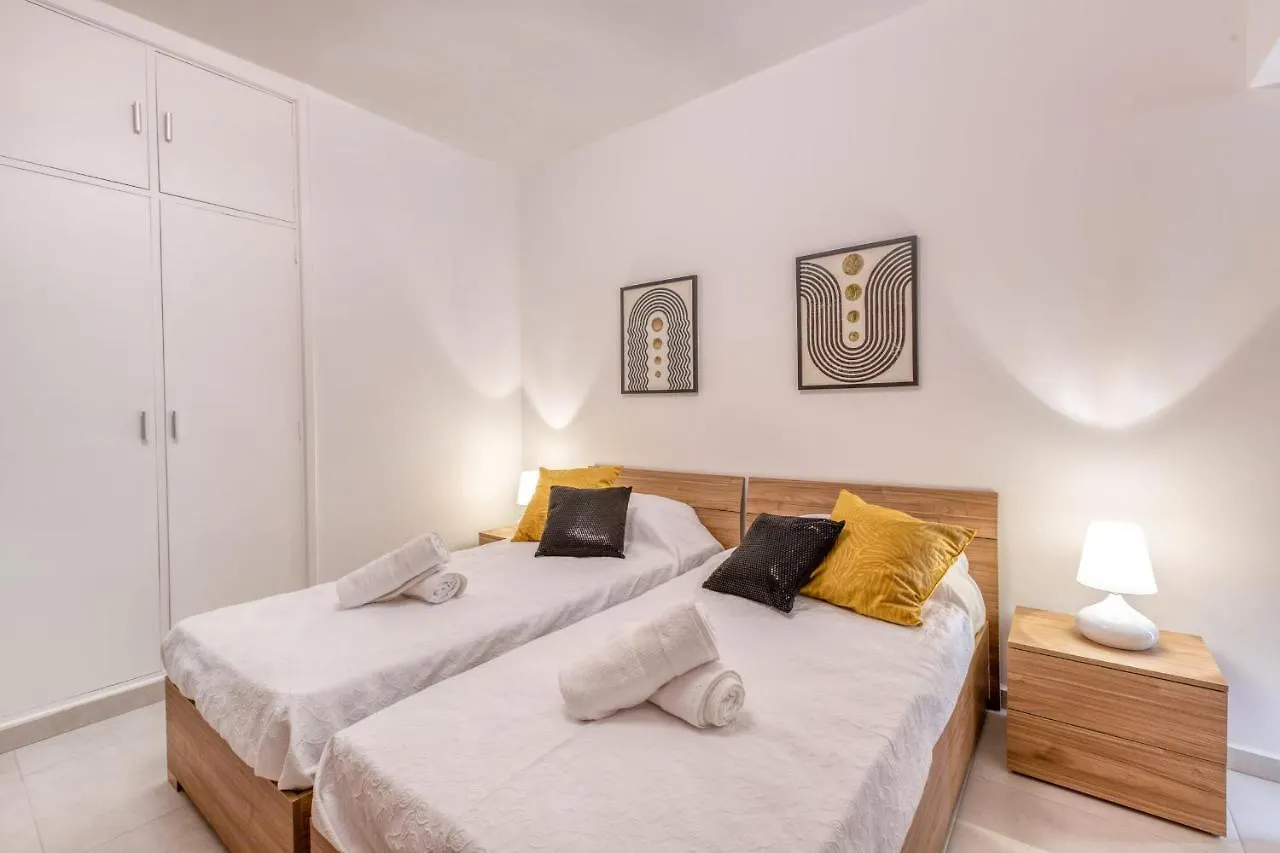 Pool Apartment-Hosted By Sweetstay Is-Swieqi Apartment