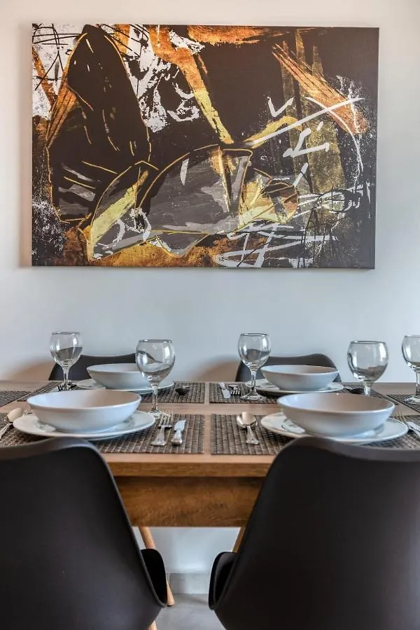 Pool Apartment-Hosted By Sweetstay Is-Swieqi Apartment